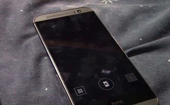 HTC M8 apare intr-un clip video de 12 minute inainte de lansare oficiala